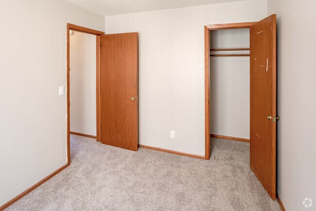 2HAB, 1BA - 780 ft² - Como Court