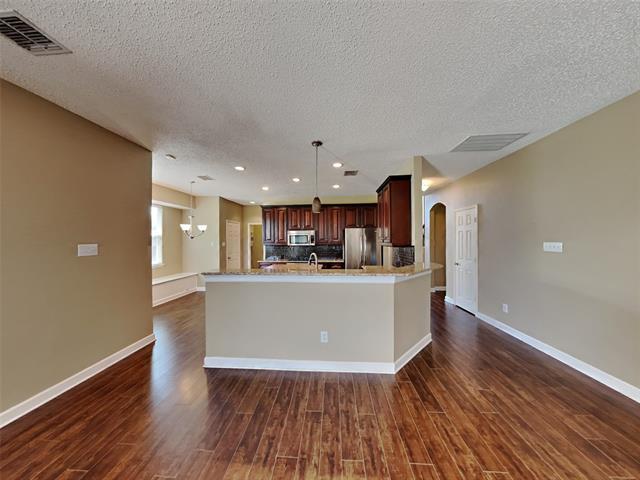 Foto del edificio - 6506 Autumnwood Dr