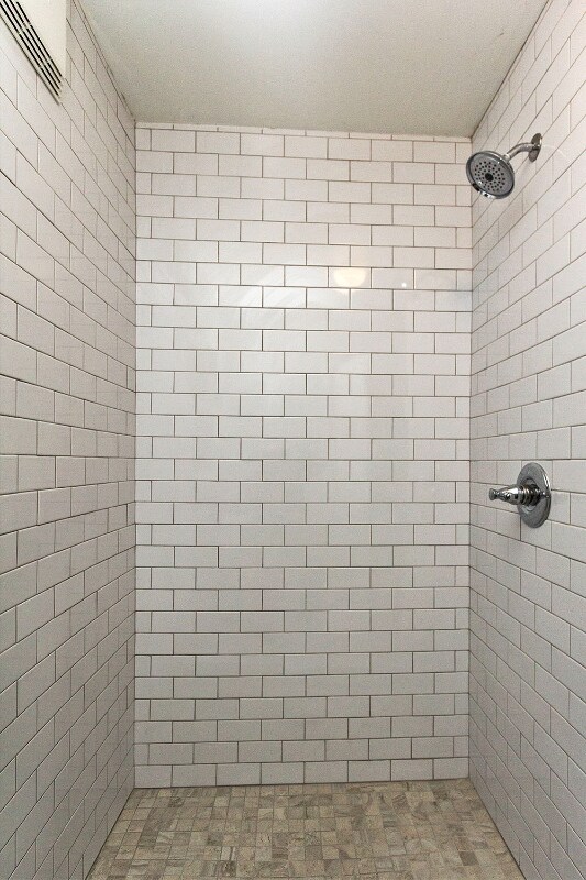 Building Photo - 415 11th Ave NE