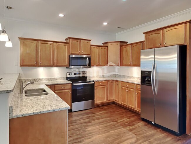 Foto del edificio - 1311 Carmack Ct