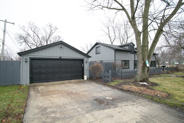 Primary Photo - 5016 Oak Center Dr