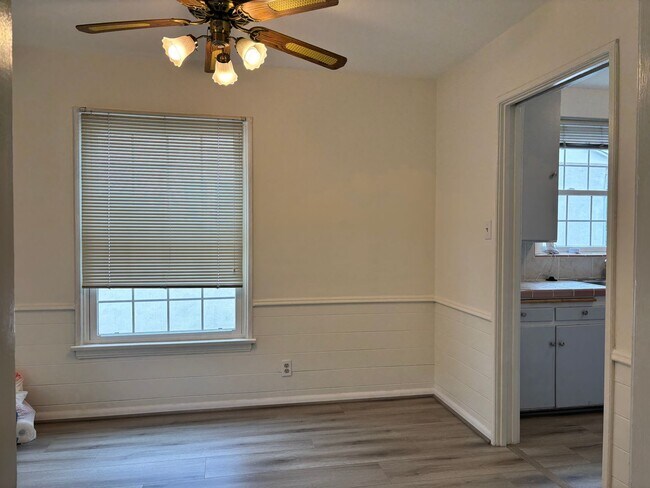 Foto del edificio - Charming Sherman Oaks Home!