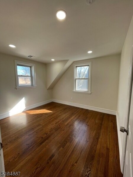 Foto del edificio - 421 Flanders Ave