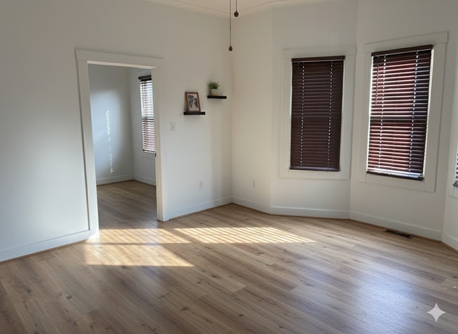 Building Photo - 1619 10th St S