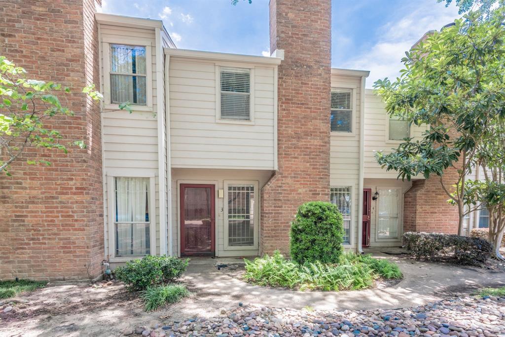 Primary Photo - 3901 Woodchase Dr