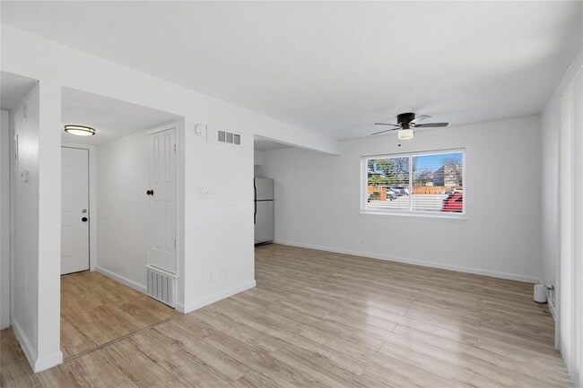 Foto del edificio - 2705 Windswept Cove