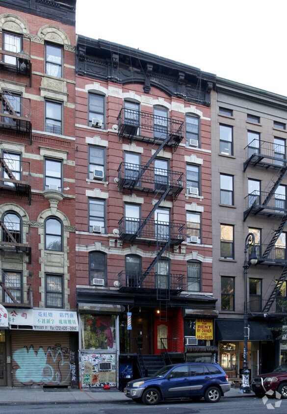 Primary Photo - 17 Essex St