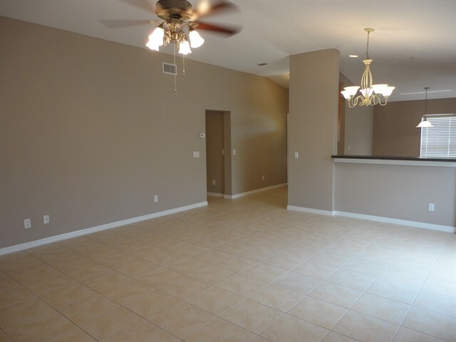 Foto del edificio - 11613 Mountain Bay Drive