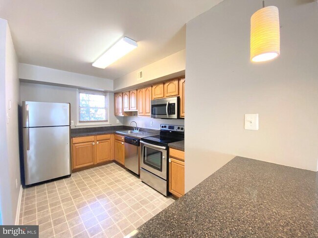 Foto del edificio - 27 Barclay Ct