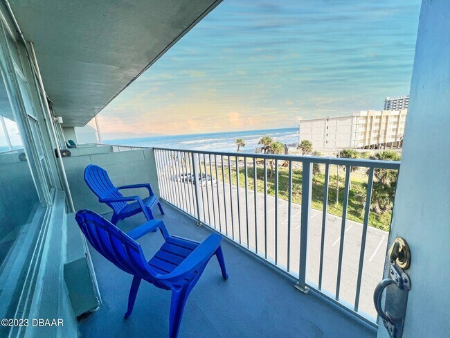 Foto del edificio - 800 N Atlantic Ave