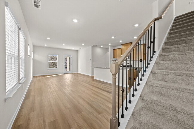 Foto del edificio - 2327 Whitworth St