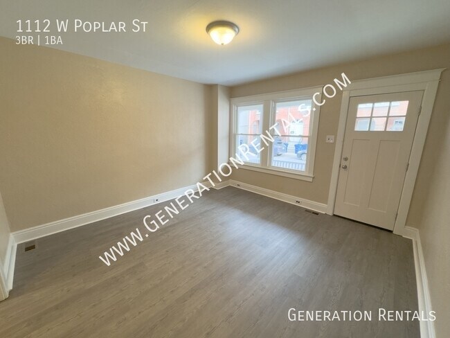 Foto del edificio - 1112 W Poplar St