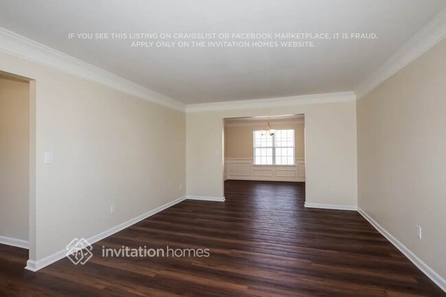 Building Photo - 10544 Barvas St
