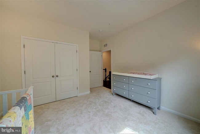Foto del edificio - 7920 Meridian Drive