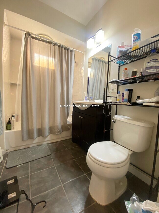 Foto del edificio - 14 Parker Hill Ave