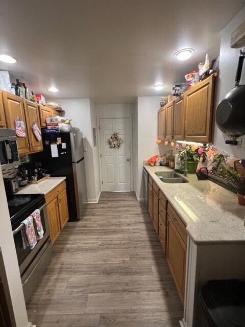 Foto principal - 1315 Cherrington Dr