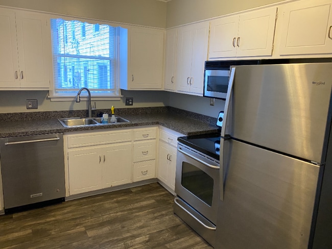 Foto del edificio - 4222 Broadway