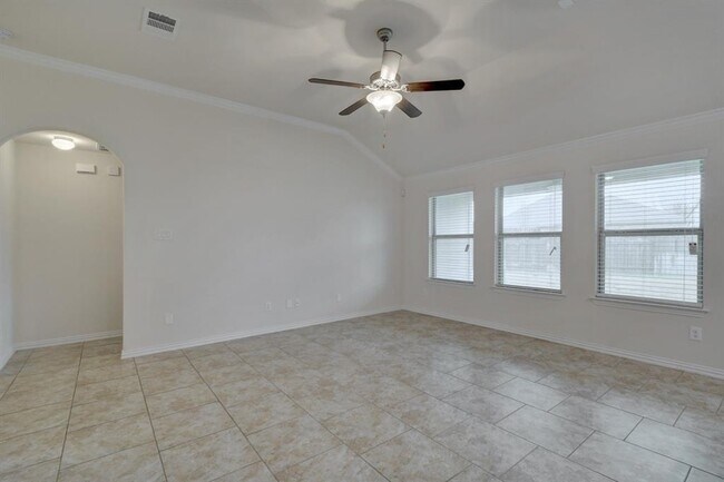 Building Photo - 101 Briar Glen Dr