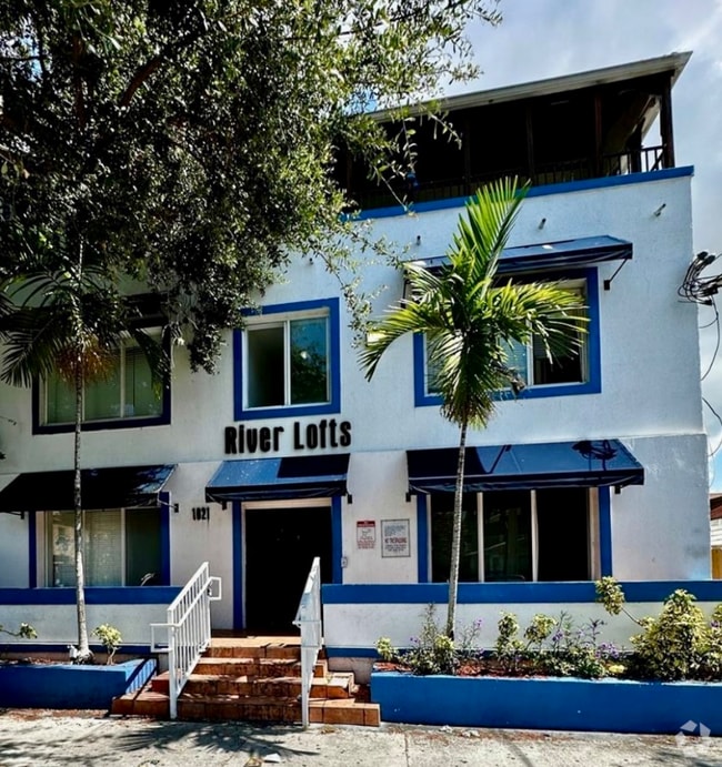 Building Photo - 1021 NW 3rd St