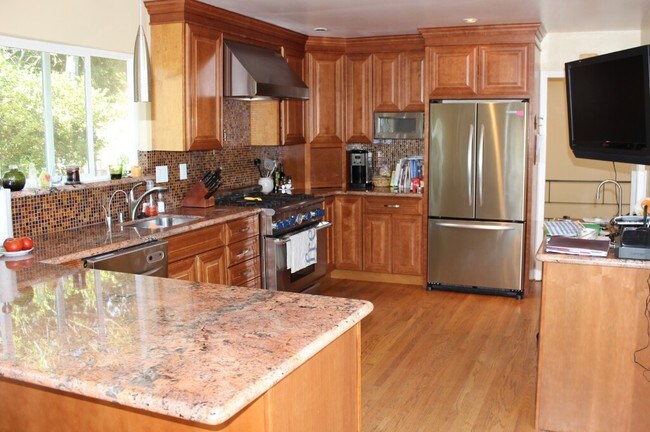 Foto del edificio - 1064 Silver Hill Rd