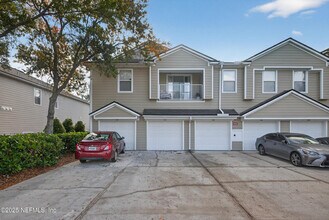 Building Photo - 7028 Deer Lodge Cir