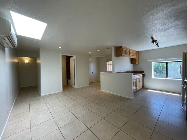 Foto del edificio - 1704 2nd St