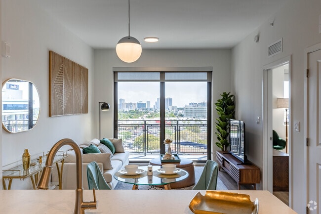 1 BR, 1.5 BA 681SF - Oaklyn