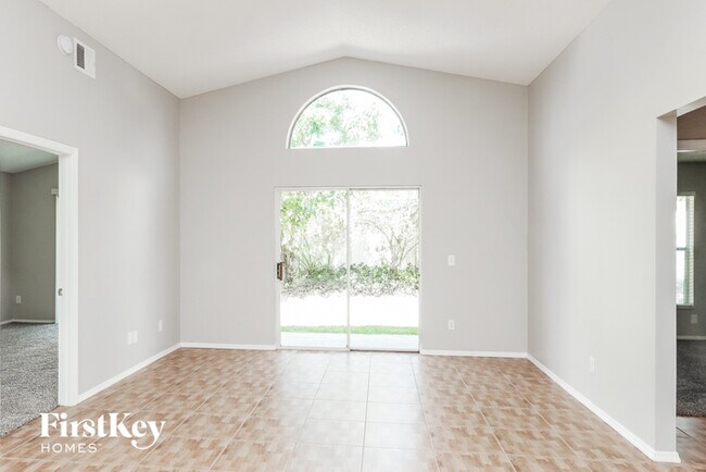 Building Photo - 1542 Avleigh Cir