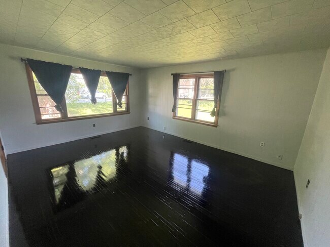 Foto del edificio - 100 N Lane St