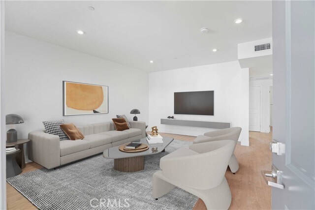 Foto del edificio - 8750 Sepulveda Blvd