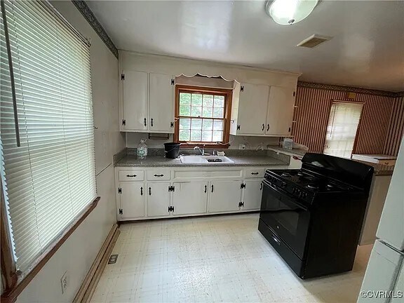 Foto del edificio - 737 Jefferson Pl