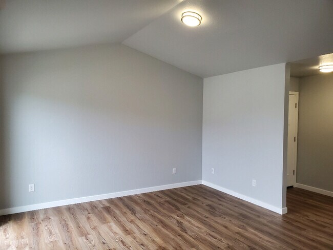 Foto del edificio - 224 Cheryl Ln