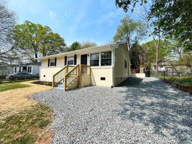 Building Photo - 1253 Sydnor Ave