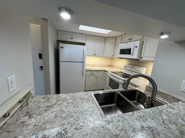 Foto del edificio - 235 6th St NW