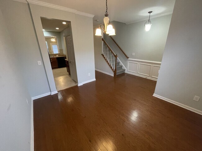 Foto del edificio - 2 bd 2.5 ba townhome