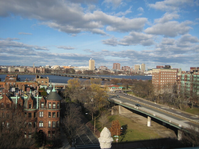 Building Photo - 466 Commonwealth Ave