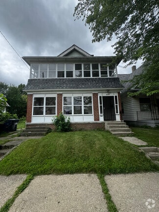 Building Photo - 645 Woodland Ave