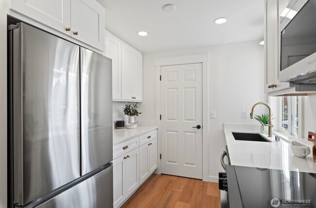Foto del edificio - 3009 Heath Ct