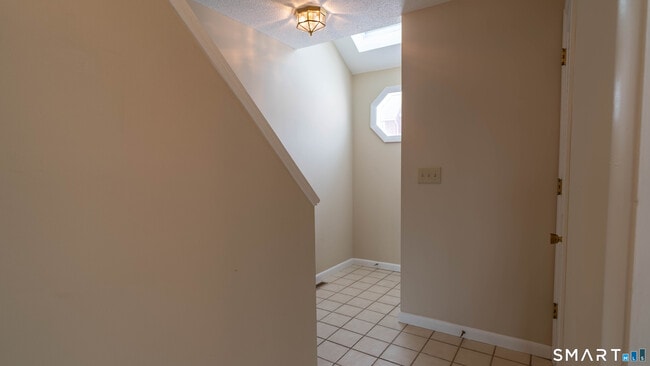 Foto del edificio - 147 Skyview Dr