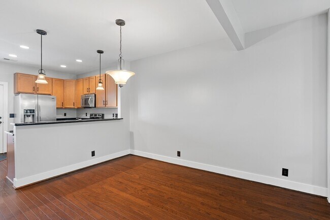 Building Photo - 2316 Zermatt Ave