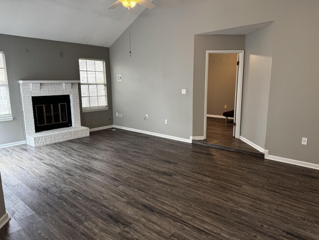 Foto del edificio - 408 Adam St NW