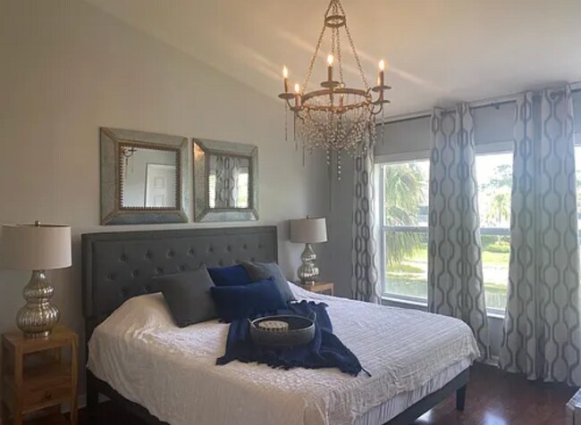 Foto del edificio - 960 Hampton Cir