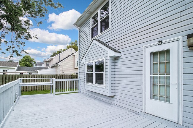 Building Photo - 415 Knell's Ridge Dr