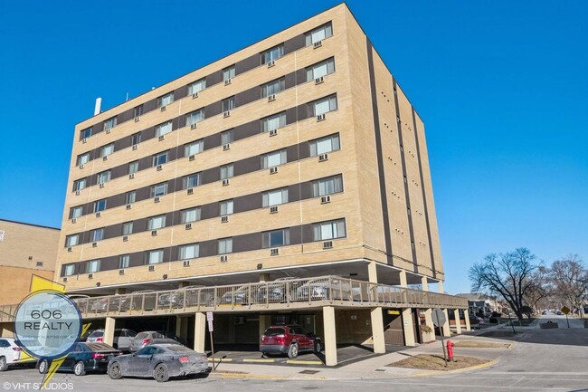 Building Photo - 7300 W North Ave