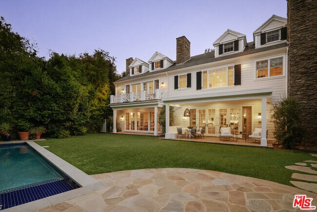 Building Photo - 2435 Mandeville Canyon Rd