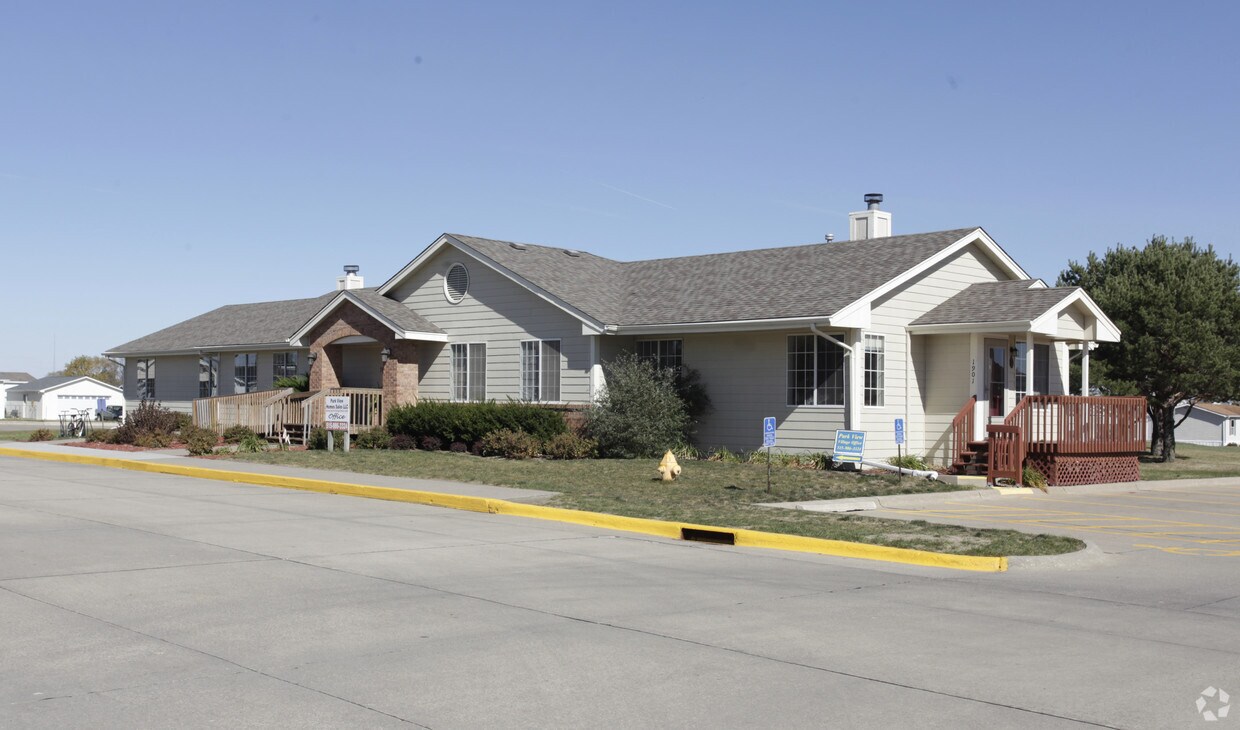 Park View Apartments in Grimes, IA