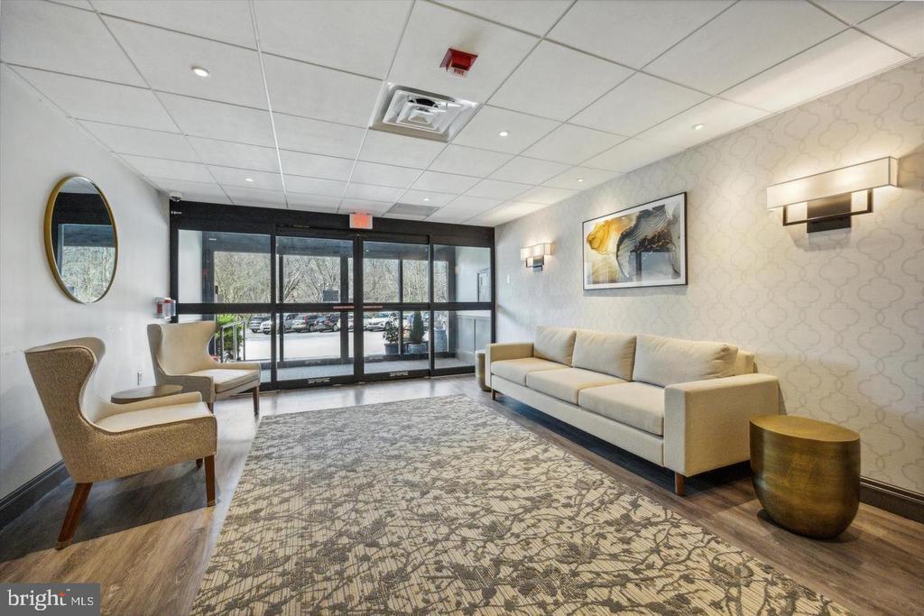 Foto principal - 801 Yale Ave