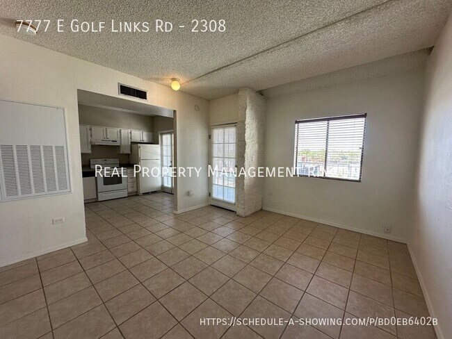 Foto del edificio - 7777 E Golf Links Rd