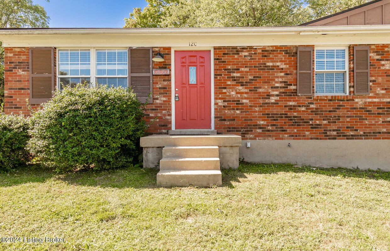 Primary Photo - 120 Franklin Ave