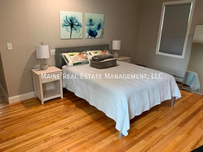 Foto del edificio - 125 Essex St